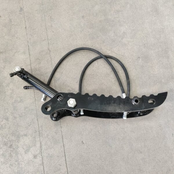 Budget-Style-Hydraulic-Thumb-Clip-scaled-1.jpg
