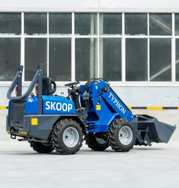 TYPHON-Wheel-Loader-with-Kubota-D1105-engine8-1.jpg TYPHON-Wheel-Loader-with-Kubota-D1105-engine8-1.jpg